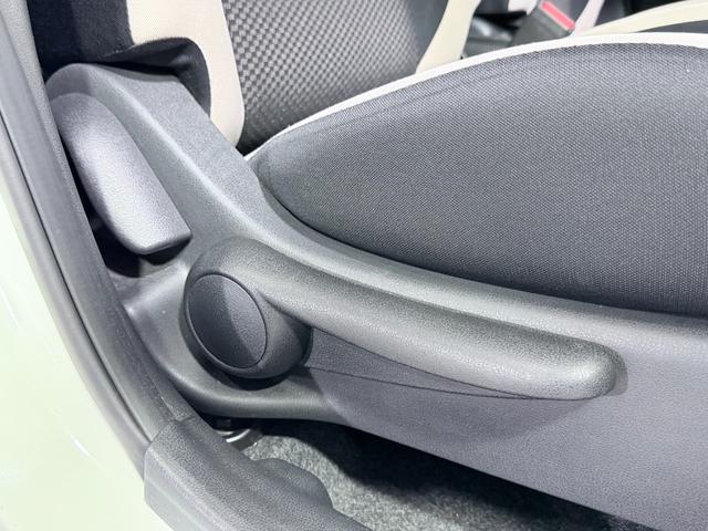 ノート Ｘ　デジタルインナーミラー　３６０カメラ　社外ナビＴＶ　ＣＤ／ＤＶＤ　衝突軽減Ｂ　レーンアアシスト　クリアランスソナー　オートライト　スマートキー　プッシュスタート　ドライブレコーダー（31枚目）