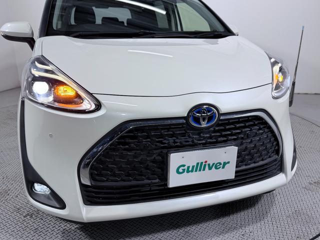 シエンタ ハイブリッドG クエロ 社外ナビTV バックカメラ フリップダウンモニター 両側パワースライドドア シートヒーター 衝突軽減B レーンアシスト クリアランスソナー オートハイビーム LEDライト ETC ドラレコ(17枚目)