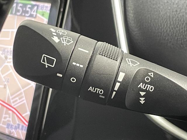 プリウス A モデリスタエアロ 純正17incAW 純正9incナビTV バックカメラ ヘッドアップディスプレイ パワーシート レーダーC 衝突軽減B レーンアシスト BSM パークアシスト クリアランスソナー(45枚目)