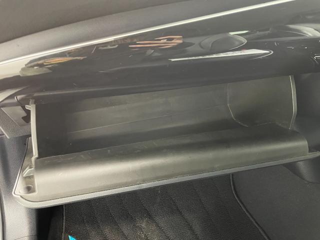 プリウス A モデリスタエアロ 純正17incAW 純正9incナビTV バックカメラ ヘッドアップディスプレイ パワーシート レーダーC 衝突軽減B レーンアシスト BSM パークアシスト クリアランスソナー(48枚目)