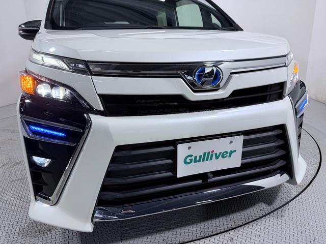 ヴォクシー ハイブリッドZS 煌 ALPINE11incナビTV バックカメラ シートヒーター クルーズコントロール 衝突軽減ブレーキ レーンアシスト 両側パワースライドドア リアオートエアコン ドライブレコーダー ETC(17枚目)