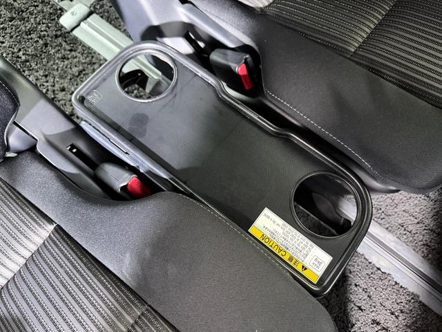 ヴォクシー ハイブリッドZS 煌 ALPINE11incナビTV バックカメラ シートヒーター クルーズコントロール 衝突軽減ブレーキ レーンアシスト 両側パワースライドドア リアオートエアコン ドライブレコーダー ETC(48枚目)