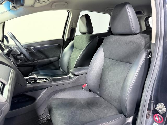 シャトル ハイブリッドX ホンダセンシング 純正9incナビTV バックカメラ ハーフレザーシート シートヒーター レーダークルコン 衝突軽減ブレーキ レーンアシスト スマートキー プッシュスタート オートライト LEDヘッドライト(27枚目)