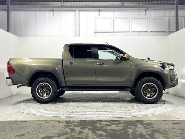 ハイラックス Ｚ　リフトＵＰ　ＷＯＲＫ１７ｉｎｃＡＷ　オーバーフェンダー　ＡＬＰＩＮＥ１１ｉｎｃディスプレイオーディオ　バックカメラ　レーダークルーズ　衝突軽減Ｂ　レーンアシスト　ダウンヒルアシスト　センターデフロック（67枚目）