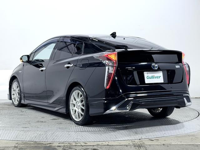 プリウス Ａプレミアム　ツーリングセレクション　モデリスタエアロ　ＴＯＭ’Ｓ１７ｉｎｃＡＷ　黒革シー　ＡＬＰＩＮＥ９ｉｎｃナビＴＶ　Ｂカメラ　ヘッドアップディスプレイ　レーダーＣ　衝突軽減Ｂ　ＬＫＡ　ＢＳＭ　パワーシート／ヒーター　ドラレコ　ＥＴＣ（21枚目）