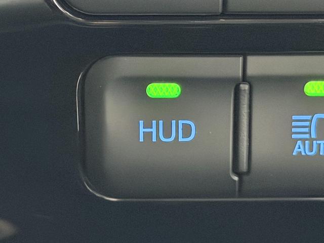 プリウス Ａプレミアム　ツーリングセレクション　モデリスタエアロ　ＴＯＭ’Ｓ１７ｉｎｃＡＷ　黒革シー　ＡＬＰＩＮＥ９ｉｎｃナビＴＶ　Ｂカメラ　ヘッドアップディスプレイ　レーダーＣ　衝突軽減Ｂ　ＬＫＡ　ＢＳＭ　パワーシート／ヒーター　ドラレコ　ＥＴＣ（23枚目）