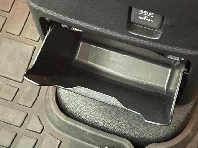 Ｎ－ＢＯＸカスタム Ｌターボ　純正９ｉｎｃナビＴＶ　１２．８ｉｎｃフリップダウンモニター　Ｂカメラ　ハーフレザー　シートヒーター　レーダーＣ　衝突軽減Ｂ　レーンアシスト　クリアランスソナー　ＬＥＤライト　前後ドラレコ　ＥＴＣ（50枚目）