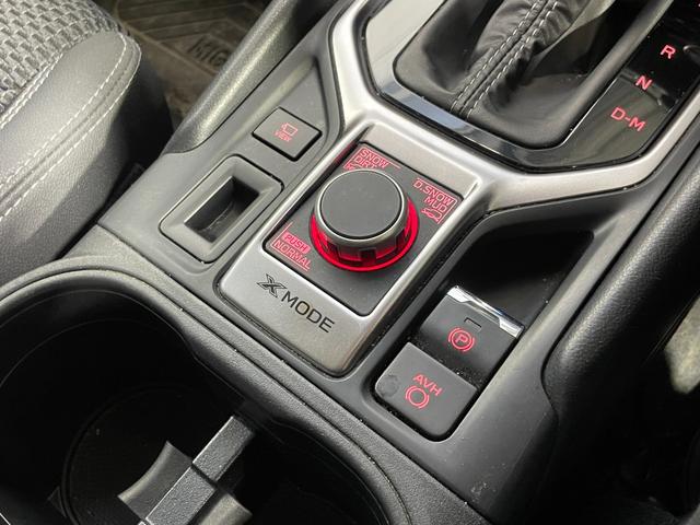 �y�n���h���܂��z�X�C�b�`������΃i�r������\�I�I���t���̃i�r�^�Ԏ�ɂ���Ă͑��삪�قȂ�ꍇ������܂��B