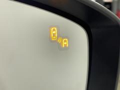 ڥ֥饤ɥݥåȥ˥ټ¦Ӹ᤹ܶξΤȡΤ¦Υɥߥ顼Υ󥸥ξ֤ǥ󥫡Фȡ󥸥Ǥȷ󲻤Ƿٹ𤷤ޤ 6