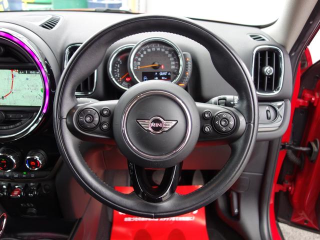 ＭＩＮＩ クーパーＤ　クロスオーバー　Ｆ６０　５ドア　ツインパワーターボ　インテリジェントセーフティ　ペッパーＰＫＧ　レーダークルーズコントロール　ホワイトルーフ　ルーフレール　パワートランク　Ｂカメラ　Ｐセンサー　ＥＴＣ（15枚目）