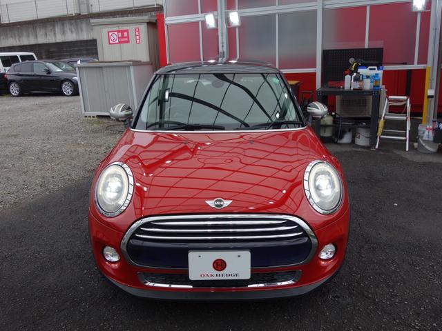 MINI クーパー F56 3ドア ツインパワーターボ MINIドライビングモード ペッパーPKG 中期テールレンズ Pセンサー Bカメラ 純正HDDナビ BTオーディオ ETC ブラックルーフ 純正15インチAW(4枚目)