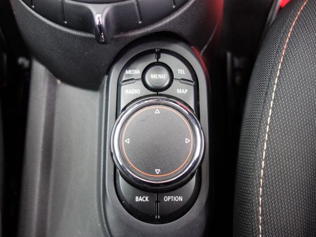 MINI クーパー F56 3ドア ツインパワーターボ MINIドライビングモード ペッパーPKG 中期テールレンズ Pセンサー Bカメラ 純正HDDナビ BTオーディオ ETC ブラックルーフ 純正15インチAW(23枚目)