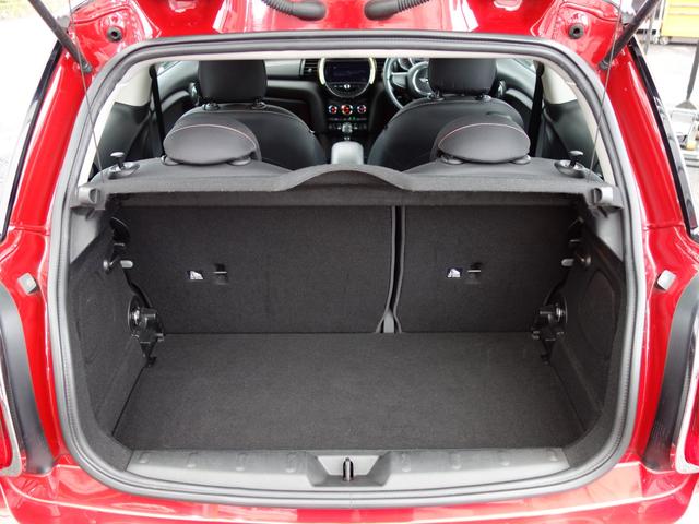 MINI クーパー F56 3ドア ツインパワーターボ MINIドライビングモード ペッパーPKG 中期テールレンズ Pセンサー Bカメラ 純正HDDナビ BTオーディオ ETC ブラックルーフ 純正15インチAW(47枚目)