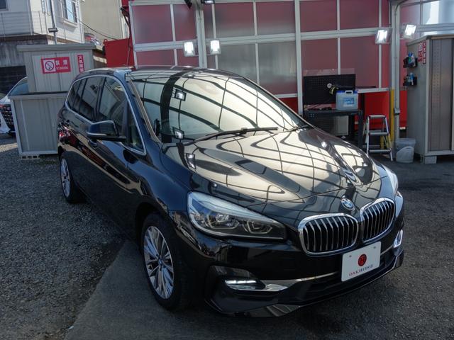 ２シリーズ ２１８ｉグランツアラー　後期　Ｆ４６　７人乗り　ツインパワーターボ　インテリジェントセーフティ　レーダークルコン　ＨＵＤ　黒革パワーシート　純正ＨＤＤナビ　Ｂカメラ　Ｐセンサー　ＥＴＣ　ＢＴオーディオ　パワートランク（12枚目）