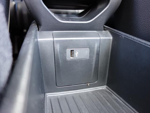 ２シリーズ ２１８ｉグランツアラー　後期　Ｆ４６　７人乗り　ツインパワーターボ　インテリジェントセーフティ　レーダークルコン　ＨＵＤ　黒革パワーシート　純正ＨＤＤナビ　Ｂカメラ　Ｐセンサー　ＥＴＣ　ＢＴオーディオ　パワートランク（39枚目）