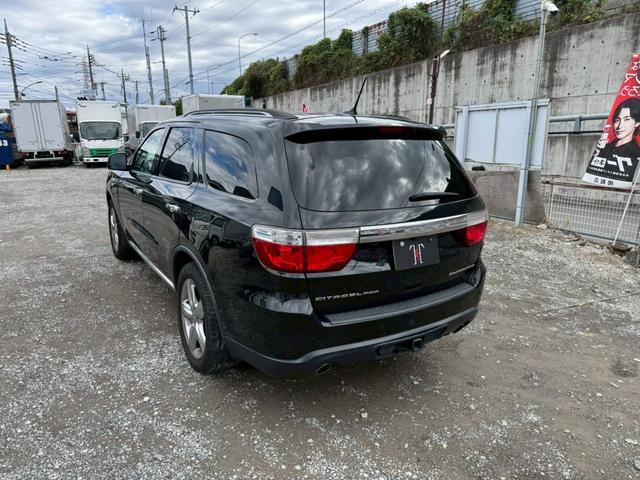 ダッジ・デュランゴ シタデル たんカラーレザーシート/サンルーフ/ワンセグTV/Bluetooth/バックカメラ/サイドカメラ/フロントカメラ/ドライブレコーダー/ETC/シートヒーター/シートヒーター/ステアリングヒーター(7枚目)