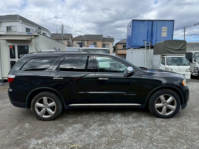 ダッジ・デュランゴ シタデル たんカラーレザーシート/サンルーフ/ワンセグTV/Bluetooth/バックカメラ/サイドカメラ/フロントカメラ/ドライブレコーダー/ETC/シートヒーター/シートヒーター/ステアリングヒーター(10枚目)