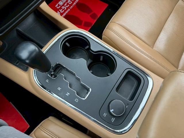 ダッジ・デュランゴ シタデル たんカラーレザーシート/サンルーフ/ワンセグTV/Bluetooth/バックカメラ/サイドカメラ/フロントカメラ/ドライブレコーダー/ETC/シートヒーター/シートヒーター/ステアリングヒーター(46枚目)
