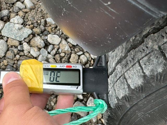 ハイゼットカーゴ 　２シーター／ＳＡ３ハイルーフ／ＥＴＣ／社外ナビ／Ｂｌｕｅｔｏｏｔｈ／ワンセグＴＶ／ミラー型ドライブレコーダー／オーバーヘッドコンソール／（16枚目）