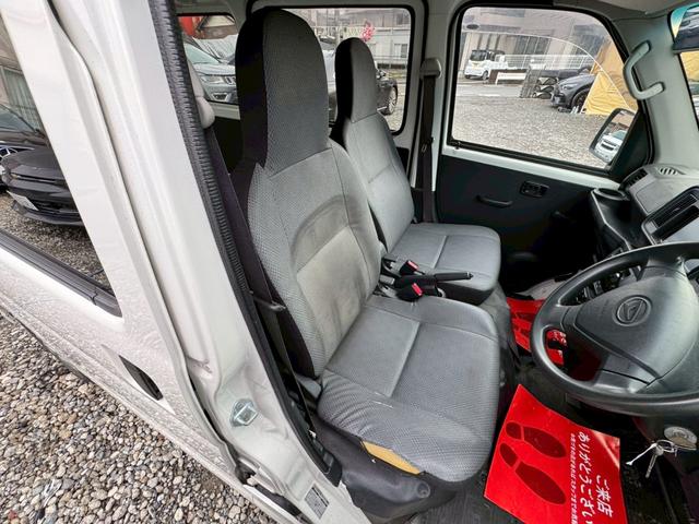 ハイゼットカーゴ 　２シーター／ＳＡ３ハイルーフ／ＥＴＣ／社外ナビ／Ｂｌｕｅｔｏｏｔｈ／ワンセグＴＶ／ミラー型ドライブレコーダー／オーバーヘッドコンソール／（23枚目）