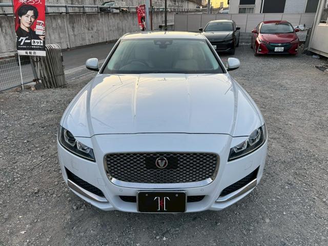 XF プレステージ フルセグTV/Bluetooth/Meridian/USB/ドライブレコーダー/パドルシフト/リアシートヒーター/ステアリングリモコン/リア電動サンシェード(2枚目)