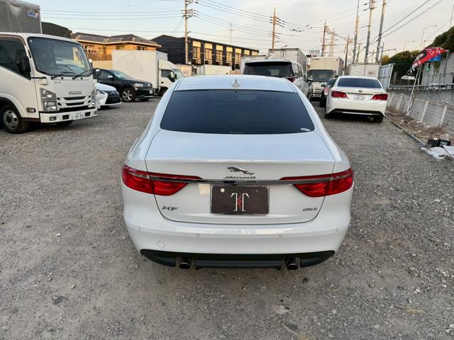 XF プレステージ フルセグTV/Bluetooth/Meridian/USB/ドライブレコーダー/パドルシフト/リアシートヒーター/ステアリングリモコン/リア電動サンシェード(6枚目)