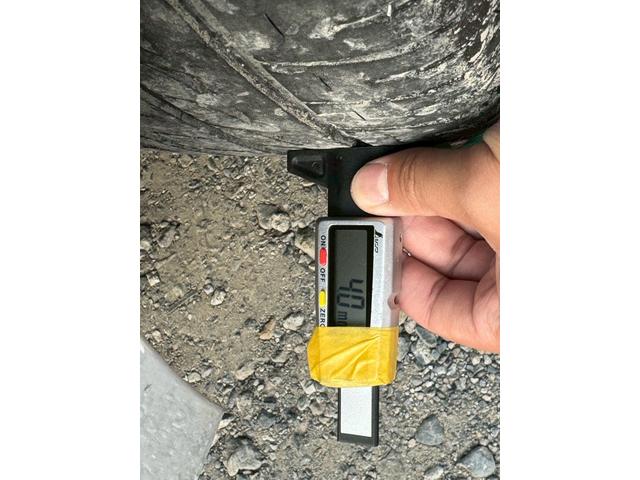 XF プレステージ フルセグTV/Bluetooth/Meridian/USB/ドライブレコーダー/パドルシフト/リアシートヒーター/ステアリングリモコン/リア電動サンシェード(12枚目)