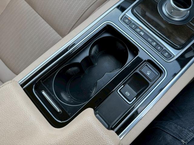 XF プレステージ フルセグTV/Bluetooth/Meridian/USB/ドライブレコーダー/パドルシフト/リアシートヒーター/ステアリングリモコン/リア電動サンシェード(41枚目)