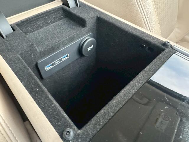 XF プレステージ フルセグTV/Bluetooth/Meridian/USB/ドライブレコーダー/パドルシフト/リアシートヒーター/ステアリングリモコン/リア電動サンシェード(44枚目)