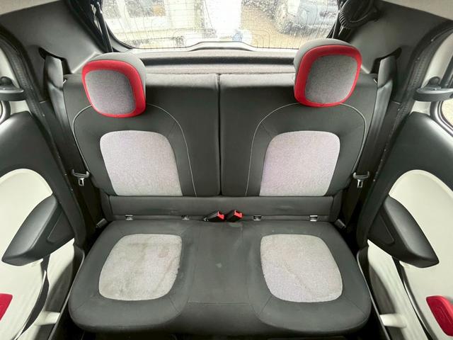 トゥインゴ プレイ メモリーナビ/ワンオーナー/TV/コーナーセンサー/ETC/クルーズコントロール/アイドリングストップ/(21枚目)