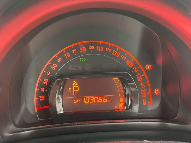 トゥインゴ プレイ メモリーナビ/ワンオーナー/TV/コーナーセンサー/ETC/クルーズコントロール/アイドリングストップ/(22枚目)