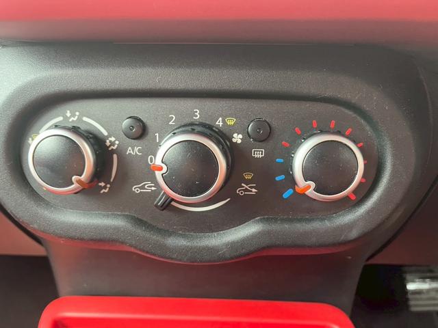 トゥインゴ プレイ メモリーナビ/ワンオーナー/TV/コーナーセンサー/ETC/クルーズコントロール/アイドリングストップ/(46枚目)