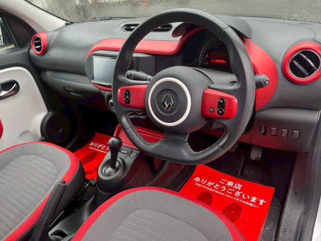 トゥインゴ プレイ メモリーナビ/ワンオーナー/TV/コーナーセンサー/ETC/クルーズコントロール/アイドリングストップ/(47枚目)