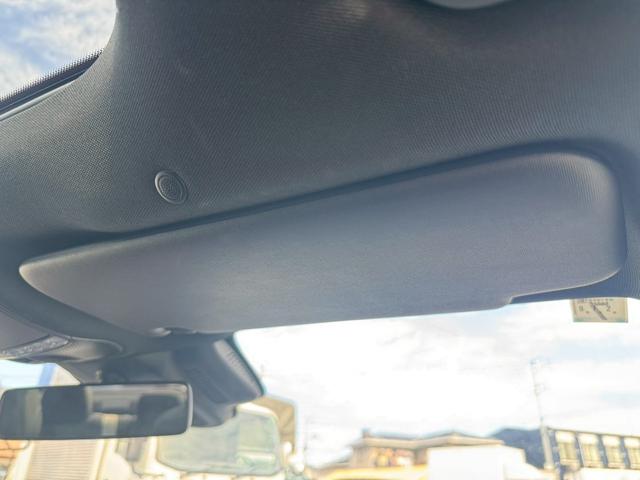 Eクラス E63 S 4マチック+ サンルーフ/ツインルーフ/フルセグTV/Bluetooth/Burmester/パドルシフト/ステアリングリモコン/ETC/シートヒーター/(51枚目)