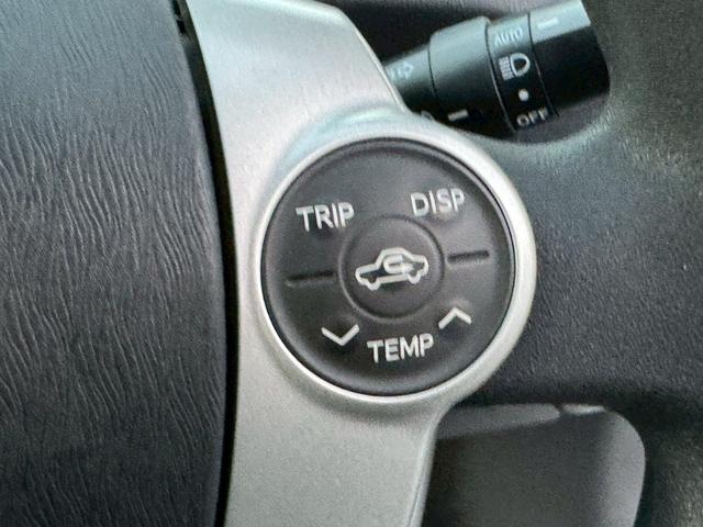 プリウス Ｓ　雹害車／ビルトインＥＴＣ／ステアリングリモコン／電動格納ミラー／ＣＤ／ＡＵＸ／（31枚目）