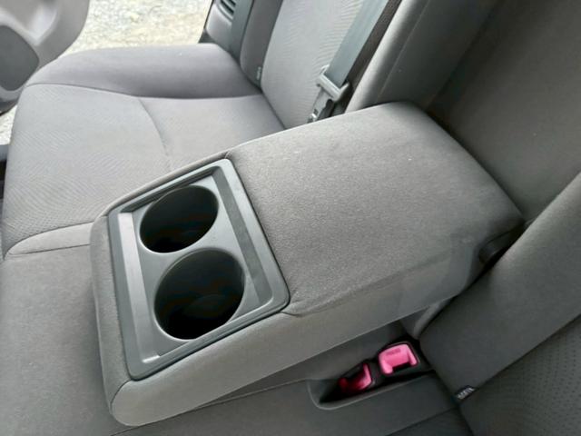 プリウス Ｓ　雹害車／ビルトインＥＴＣ／ステアリングリモコン／電動格納ミラー／ＣＤ／ＡＵＸ／（58枚目）