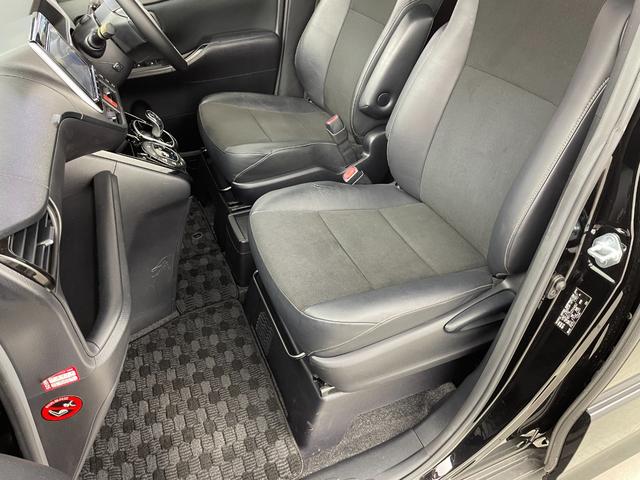 ノア ハイブリッドＳｉ　純正メモリナビ　バックカメラ　衝突被害軽減システム　車線逸脱警報　クルーズコントロール　フリップダウンモニター　両側パワースライドドア　横滑り防止　ＥＴＣ　ＬＥＤヘッドライト　フォグランプ（51枚目）