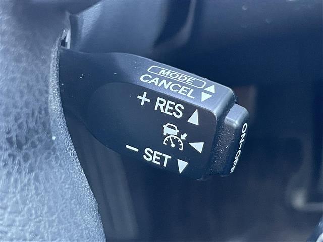 クラウンハイブリッド アスリートG 純正ナビ(フルセグTV/BT/CD/DVD/FM/AM) バックカメラ 衝突被害軽減システム 車線逸脱警報 クルーズコントロール サンルーフ レザーシート 横滑り防止装置シートヒーターベンチレーション(9枚目)