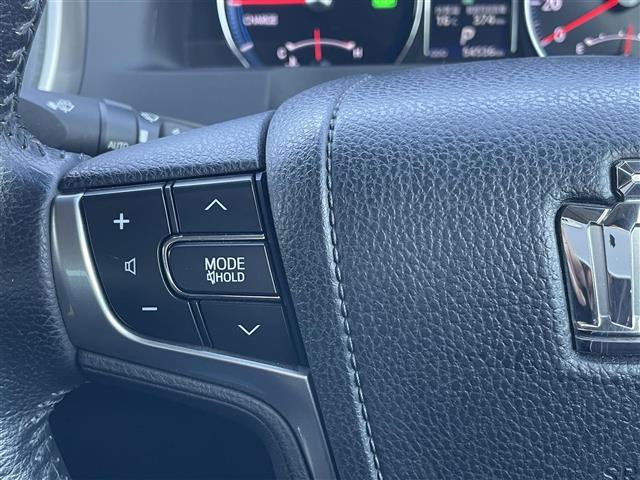 クラウンハイブリッド アスリートG 純正ナビ(フルセグTV/BT/CD/DVD/FM/AM) バックカメラ 衝突被害軽減システム 車線逸脱警報 クルーズコントロール サンルーフ レザーシート 横滑り防止装置シートヒーターベンチレーション(13枚目)