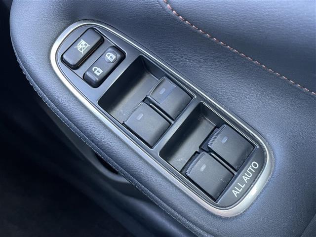 クラウンハイブリッド アスリートG 純正ナビ(フルセグTV/BT/CD/DVD/FM/AM) バックカメラ 衝突被害軽減システム 車線逸脱警報 クルーズコントロール サンルーフ レザーシート 横滑り防止装置シートヒーターベンチレーション(21枚目)