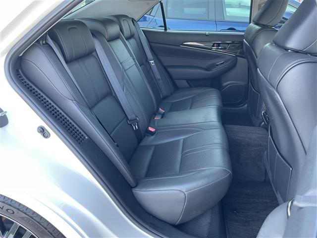 クラウンハイブリッド アスリートG 純正ナビ(フルセグTV/BT/CD/DVD/FM/AM) バックカメラ 衝突被害軽減システム 車線逸脱警報 クルーズコントロール サンルーフ レザーシート 横滑り防止装置シートヒーターベンチレーション(25枚目)