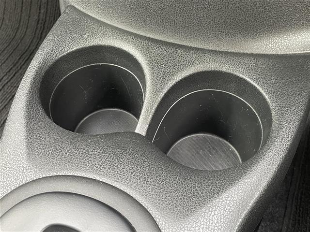 ノート Ｘ　エアロスタイルエマージェンシーブレーキパッケージ　純正メモリナビ／フルセグＴＶ／Ｂｌｕｅｔｏｏｔｈ／ＣＤ／ＤＶＤ／ＦＭ／ＡＭ／バックカメラ／衝突被害軽減システム／車線逸脱警報／横滑り防止装置／ＥＴＣ／アイドリングストップ／電動格納ミラー／禁煙車（12枚目）