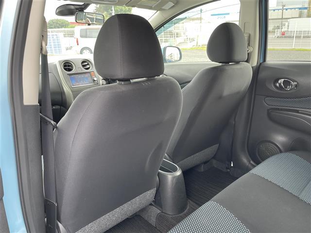ノート Ｘ　エアロスタイルエマージェンシーブレーキパッケージ　純正メモリナビ／フルセグＴＶ／Ｂｌｕｅｔｏｏｔｈ／ＣＤ／ＤＶＤ／ＦＭ／ＡＭ／バックカメラ／衝突被害軽減システム／車線逸脱警報／横滑り防止装置／ＥＴＣ／アイドリングストップ／電動格納ミラー／禁煙車（24枚目）