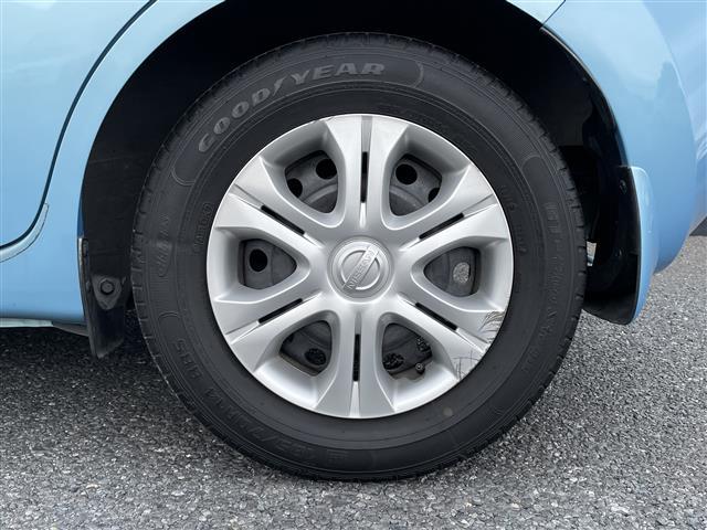 ノート Ｘ　エアロスタイルエマージェンシーブレーキパッケージ　純正メモリナビ／フルセグＴＶ／Ｂｌｕｅｔｏｏｔｈ／ＣＤ／ＤＶＤ／ＦＭ／ＡＭ／バックカメラ／衝突被害軽減システム／車線逸脱警報／横滑り防止装置／ＥＴＣ／アイドリングストップ／電動格納ミラー／禁煙車（37枚目）