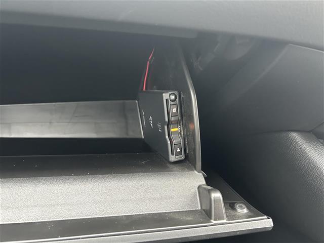 CX-5 20S スマートエディション ワンオーナー/純正SDナビ/全周囲カメラ/ヘッドアップディスプレイ/メモリシート/オートホールド/衝突被害軽減システム/車線逸脱警報/クルコン/ETC/LEDヘッドライト/ステアリングヒーター(31枚目)