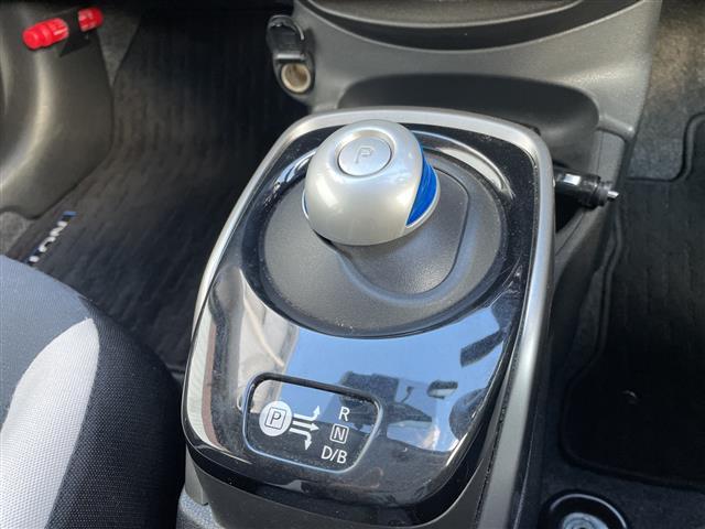 ノート e-パワー X 純正メモリナビ/フルセグTV/全周囲カメラ/デジタルインナーミラー/ドライブレコーダー前後/衝突被害軽減システム/車線逸脱警報/横滑り防止装置/ETC/禁煙車(8枚目)