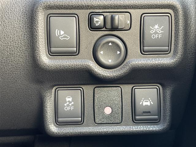 ノート e-パワー X 純正メモリナビ/フルセグTV/全周囲カメラ/デジタルインナーミラー/ドライブレコーダー前後/衝突被害軽減システム/車線逸脱警報/横滑り防止装置/ETC/禁煙車(9枚目)