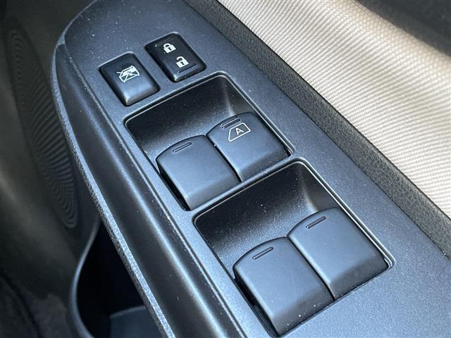 ノート e-パワー X 純正メモリナビ/フルセグTV/全周囲カメラ/デジタルインナーミラー/ドライブレコーダー前後/衝突被害軽減システム/車線逸脱警報/横滑り防止装置/ETC/禁煙車(14枚目)