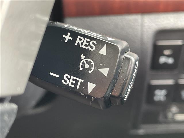 ランドクルーザー ZX ブルーノクロス サンルーフ/フリップダウンモニター/エアサス/純正HDDナビ/全周囲カメラ/デジタルインナーミラー/パーキングアシスト/エアーシート/バック・フロント・サイドカメラ/ウッドステアリング/冷蔵庫/(14枚目)