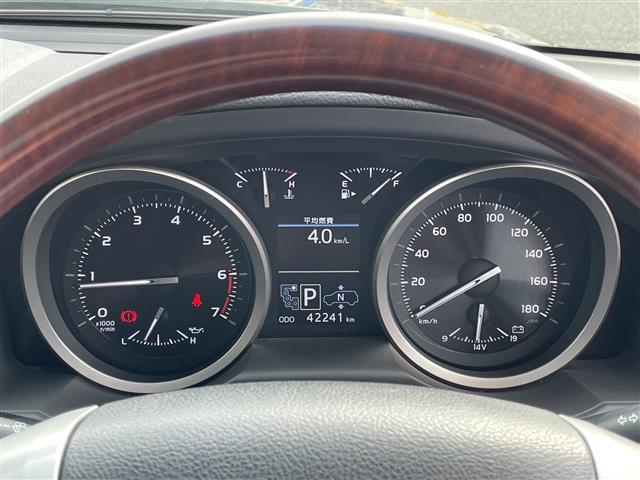 ランドクルーザー ZX ブルーノクロス サンルーフ/フリップダウンモニター/エアサス/純正HDDナビ/全周囲カメラ/デジタルインナーミラー/パーキングアシスト/エアーシート/バック・フロント・サイドカメラ/ウッドステアリング/冷蔵庫/(19枚目)